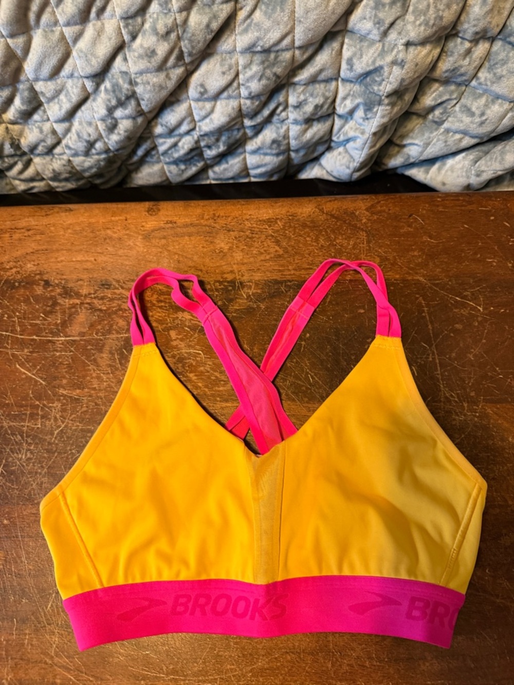 Brooks Sports Bra Size Medium